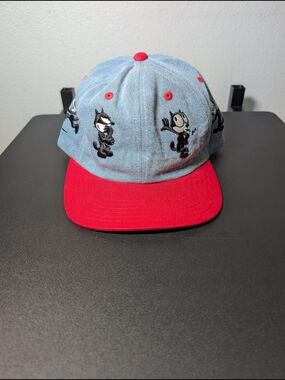 Feliz The Cat × Huff  Hat